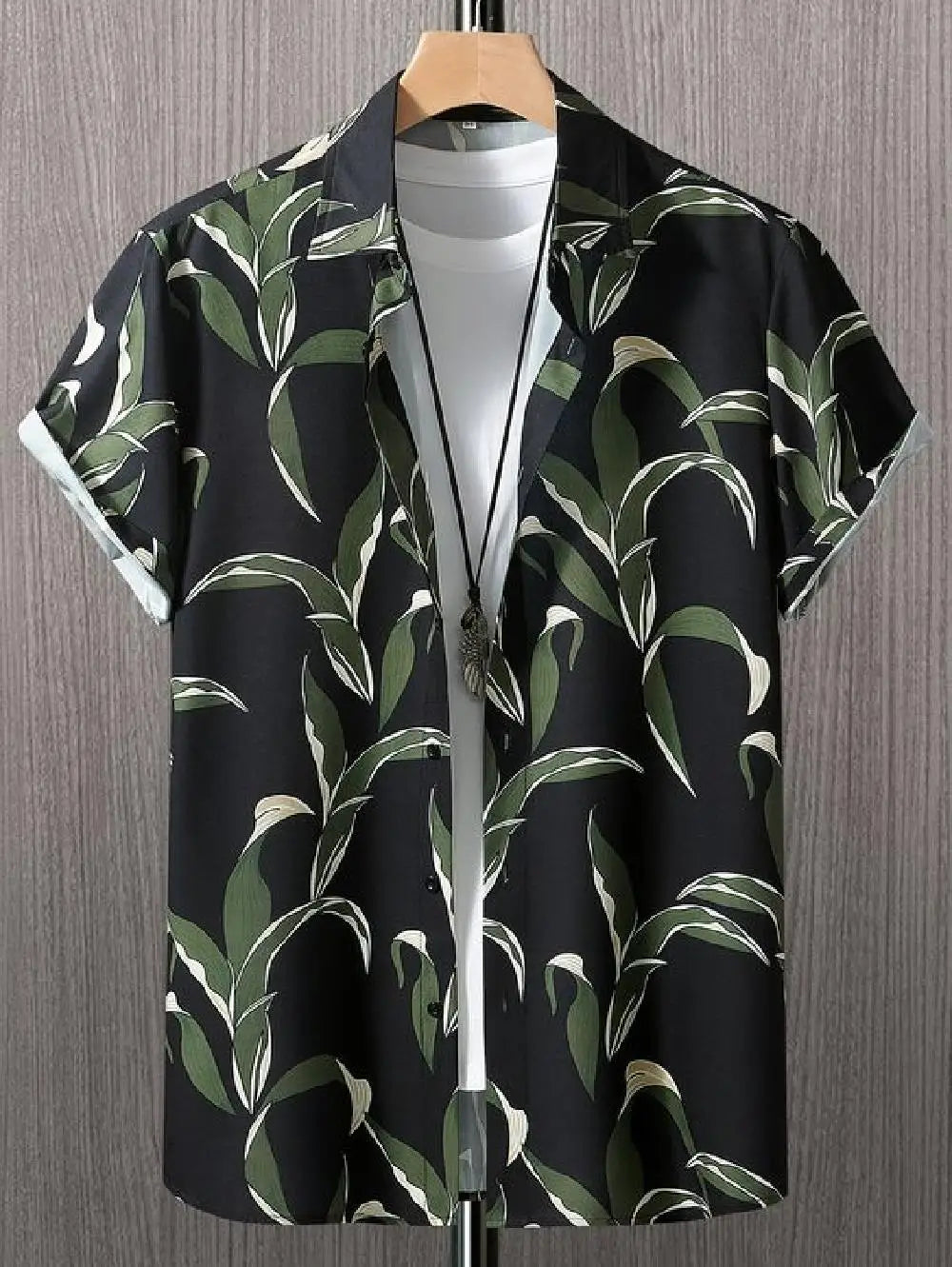 Men's short sleeved shirt new summer Hawaiian style lapel button up casual fashion large size