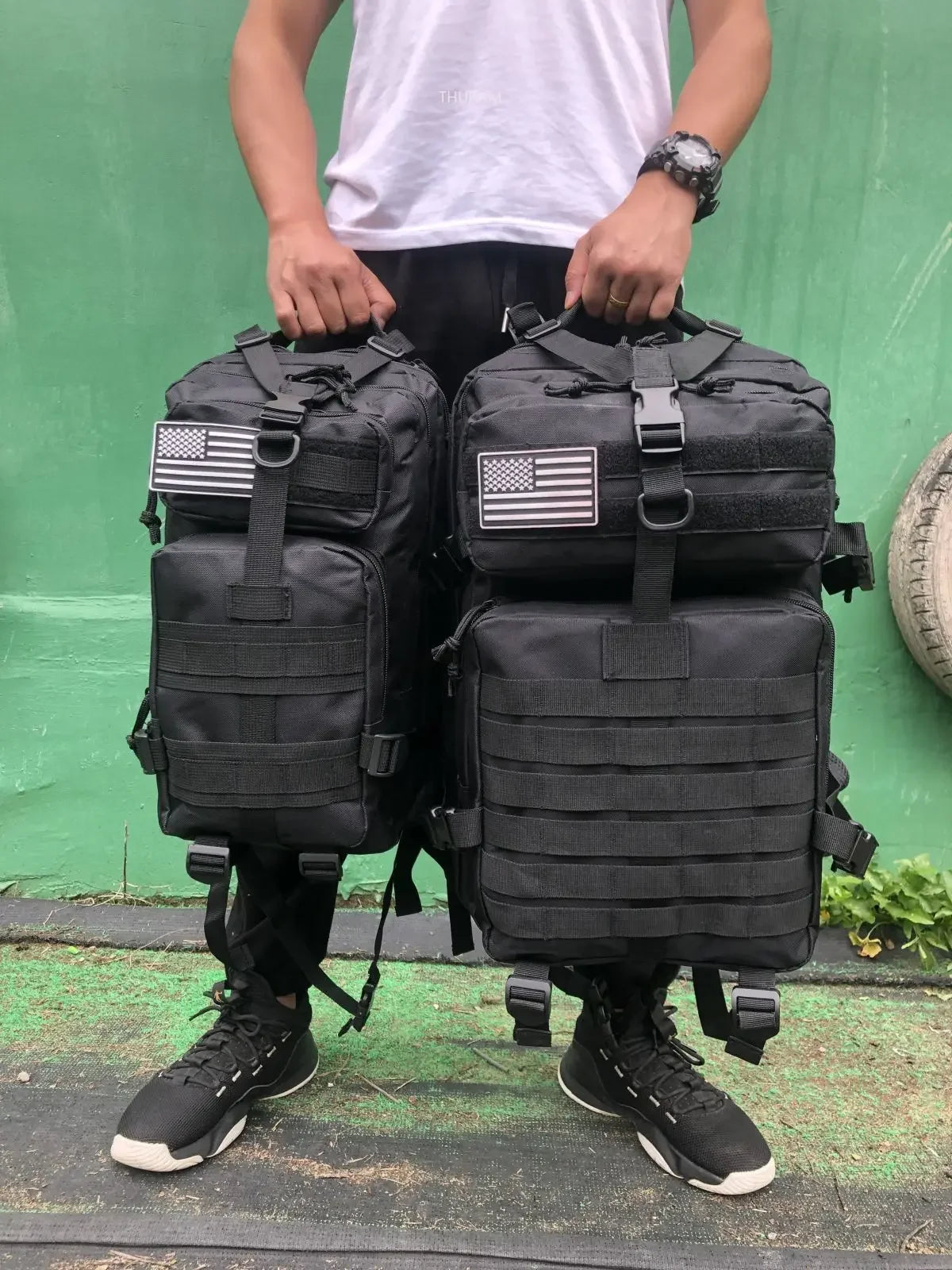Mochila Tática 25L/50L – Nylon Impermeável para Caminhadas, Viagens e Aventura