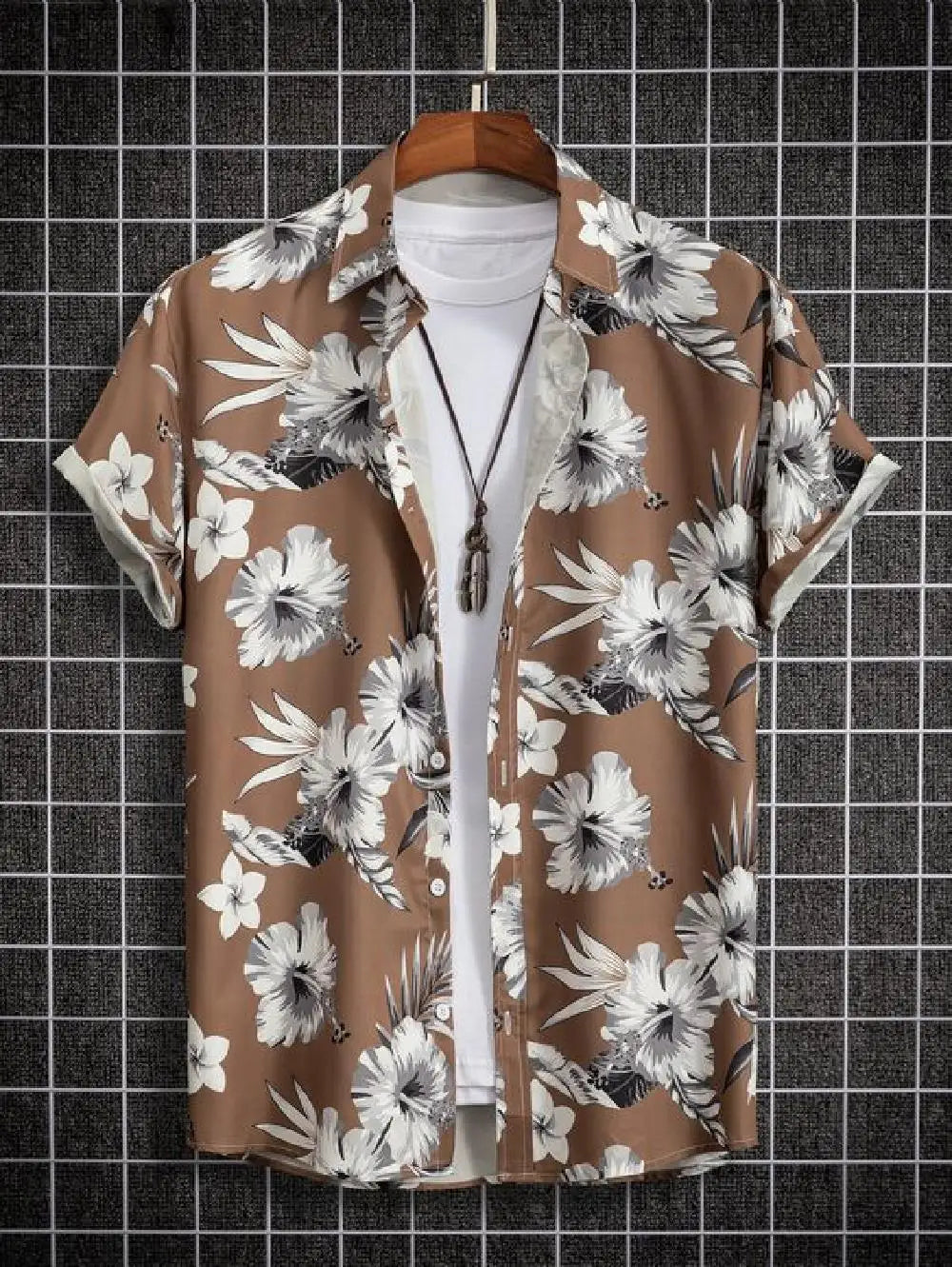 Men's short sleeved shirt new summer Hawaiian style lapel button up casual fashion large size