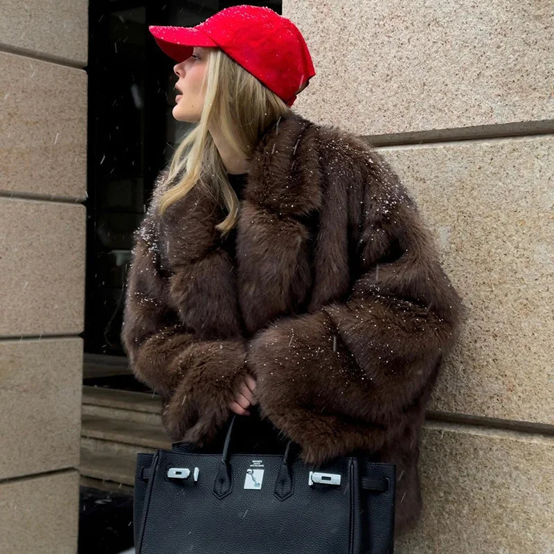 Casaco de Pelo para Mulher – Casaco Elegante de Inverno