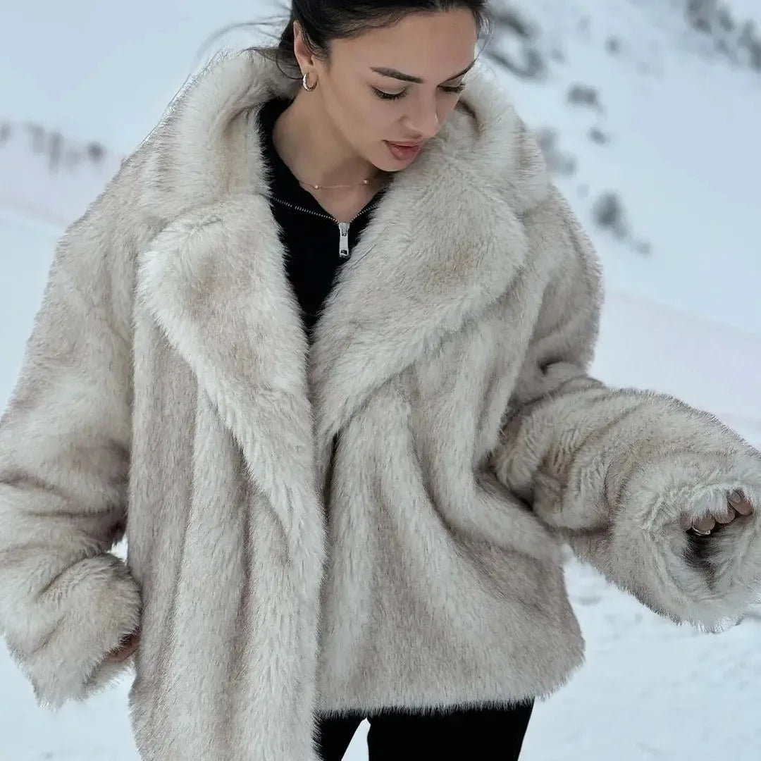 Casaco Faux Fur