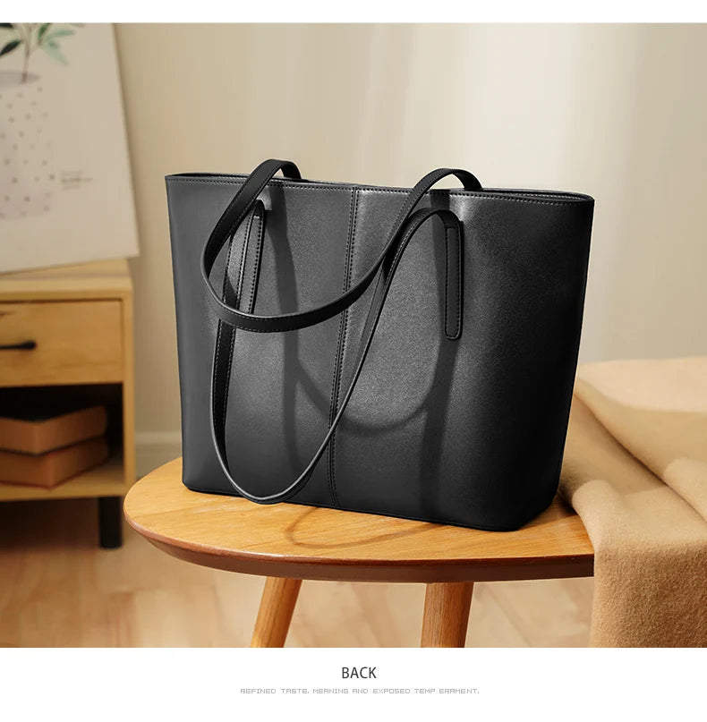 Mala Tote em Couro Natural – Elegância Minimalista para o Dia a Dia