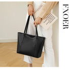 Mala Tote em Couro Natural – Elegância Minimalista para o Dia a Dia