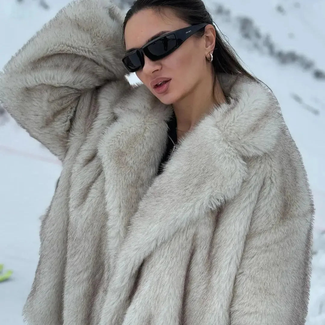 Casaco Faux Fur